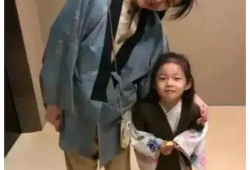 娱乐圈爆料吃瓜胡歌,揭秘明星背后的真实故事
