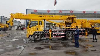 吊车表演视频,吊车表演的惊险与魅力瞬间